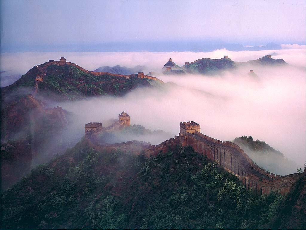 Great_Wall_with_Fog.jpg