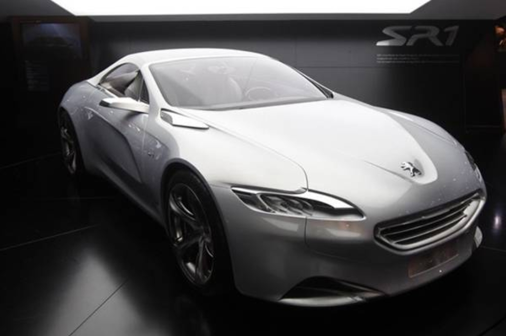paris_motor_show01.jpg