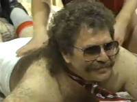 Ronnie%20Mund%20Howard%20Stern%20Old%20Picture%20Limo%20Driver%20Secruity%20Moles%20Hairy.PNG