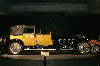 Bugatti_Type_41_Royale_Berline_de_Voyage_1929_(41150).jpg
