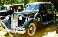 Packard_1502_Super_Eight_Touring_Limousine_1937.jpg
